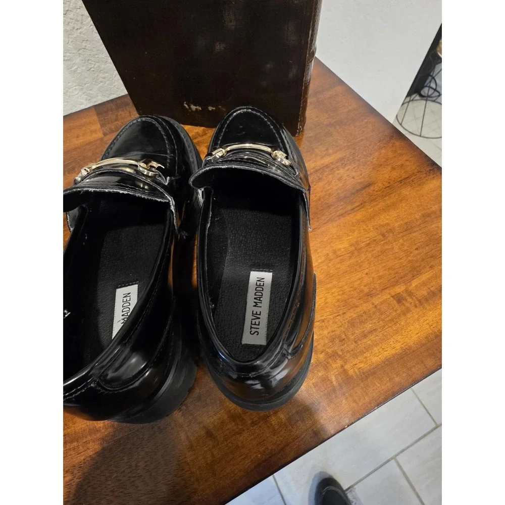 Steve Madden Women's Size 8.5  Black
